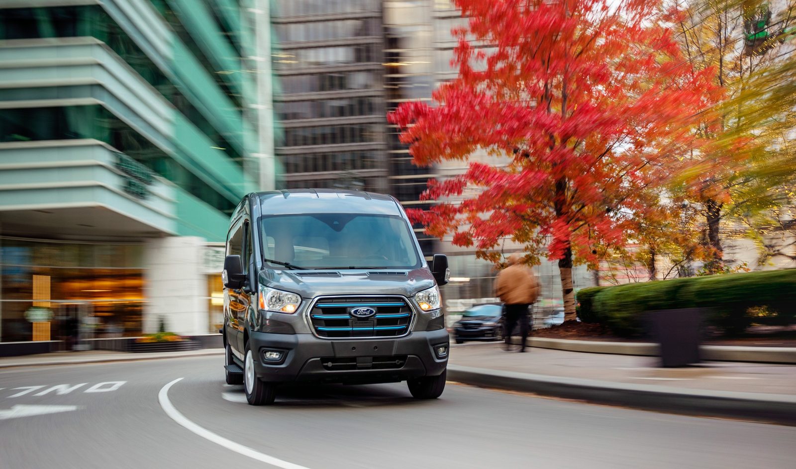 Ford E-Transit 2022 - exterior, front motion, United States / EV Query only market