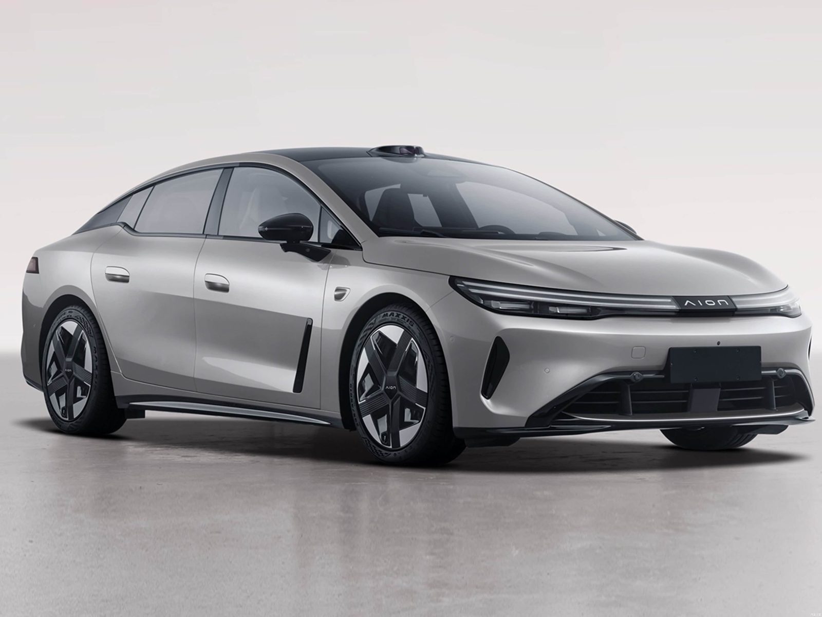 GAC Aion Aion Ray 7 - exterior, front three quarter silver, China 2026 official reveal market