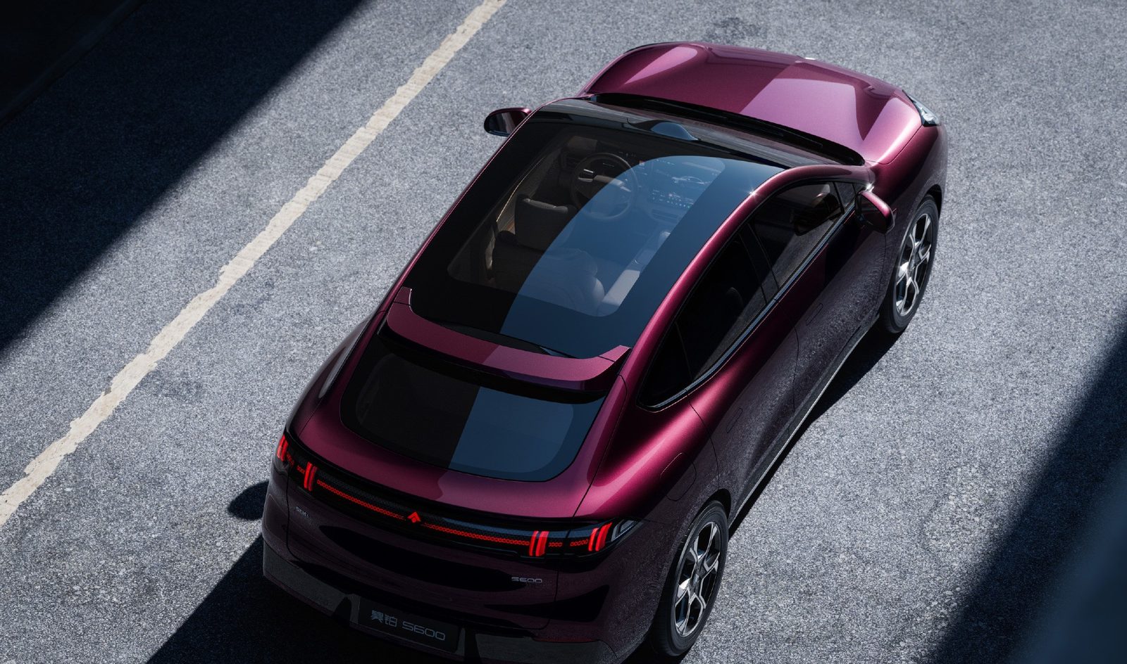GAC Aion Hyptec S600 EV 2026 - exterior, top 3q, China; shared S600 EV/EREV body and cabin market