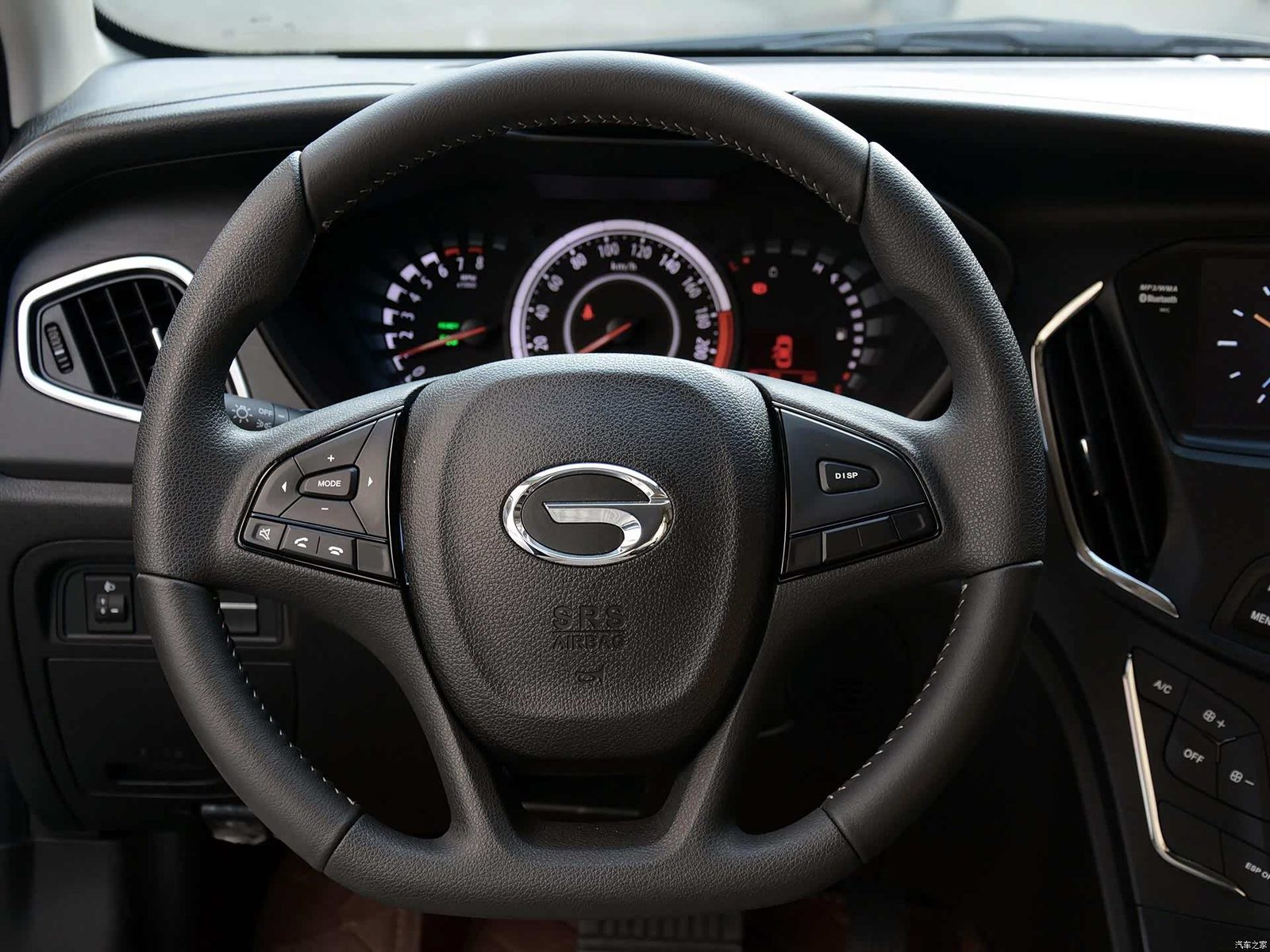 GAC Trumpchi GA3S PHEV 2017 - interior, steering wheel