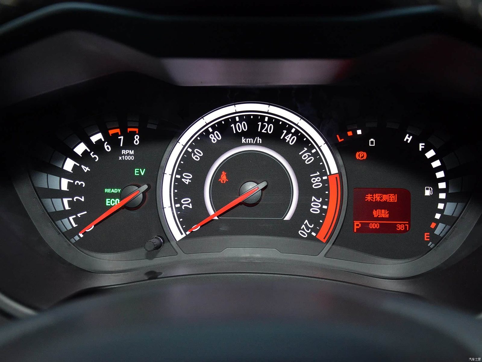 GAC Trumpchi GA3S PHEV 2017 - interior, instrument cluster