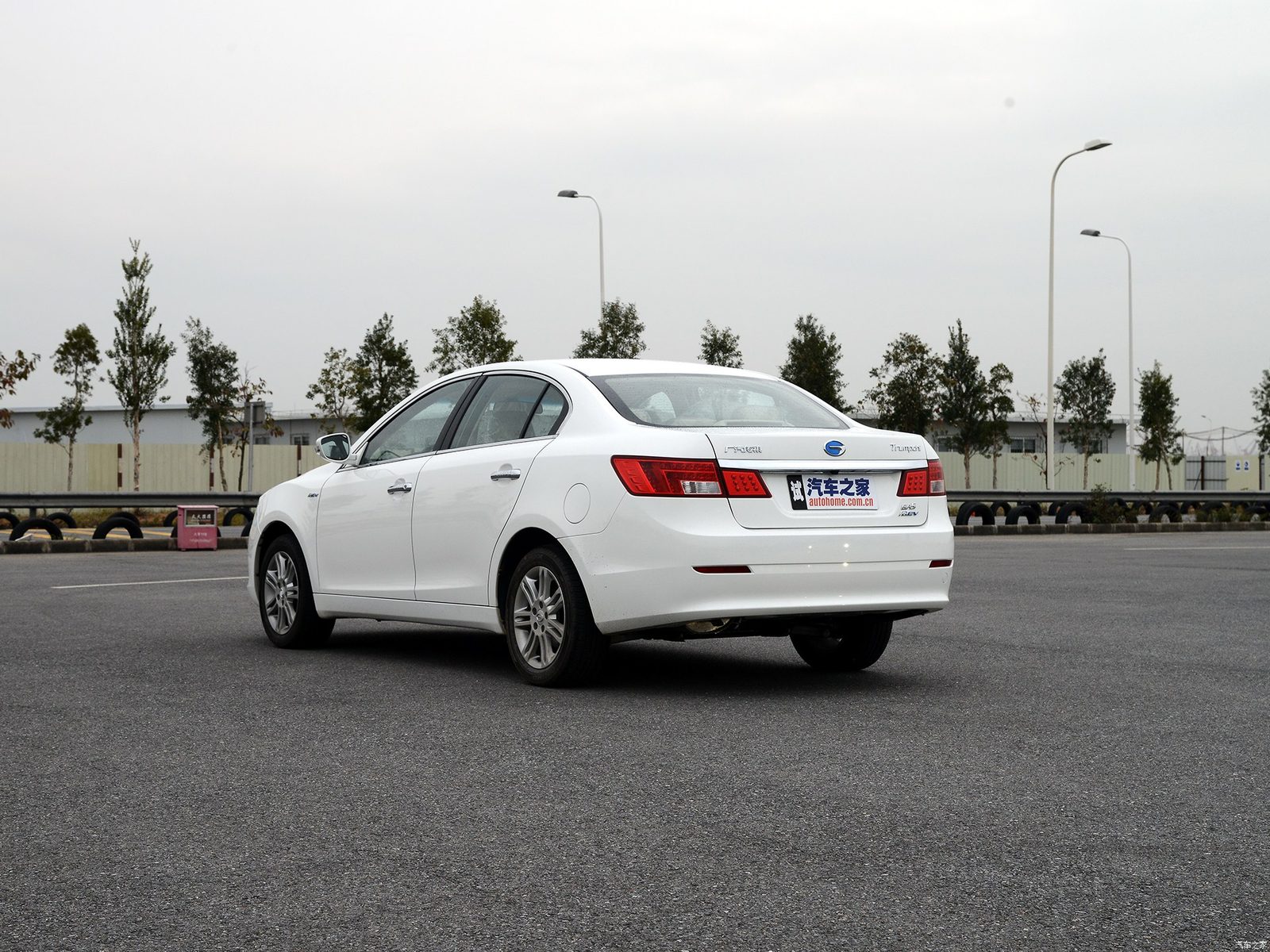 GAC Trumpchi GA5 EREV 2015 - exterior, rear three-quarter view, China archive exact-specification reference market