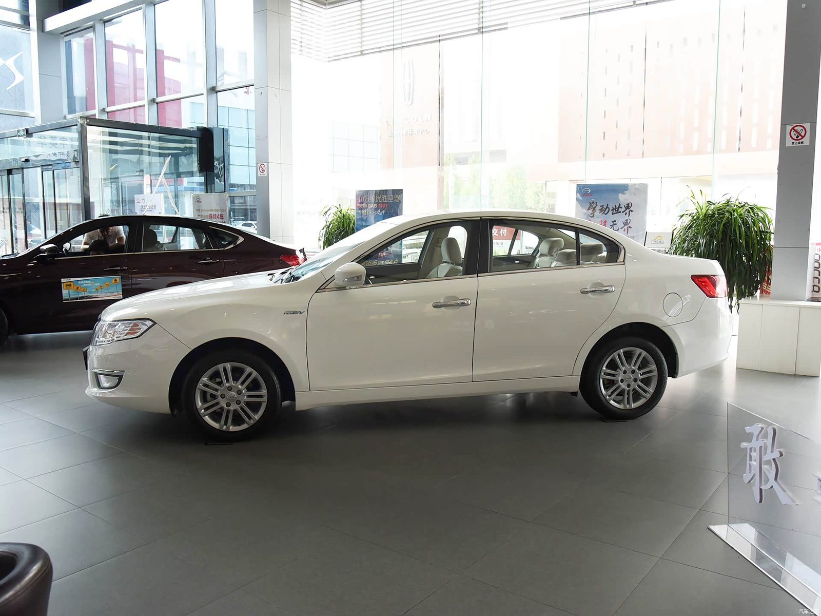 GAC Trumpchi GA5 PHEV 2016 - exterior, side view, China archive exact-specification reference market
