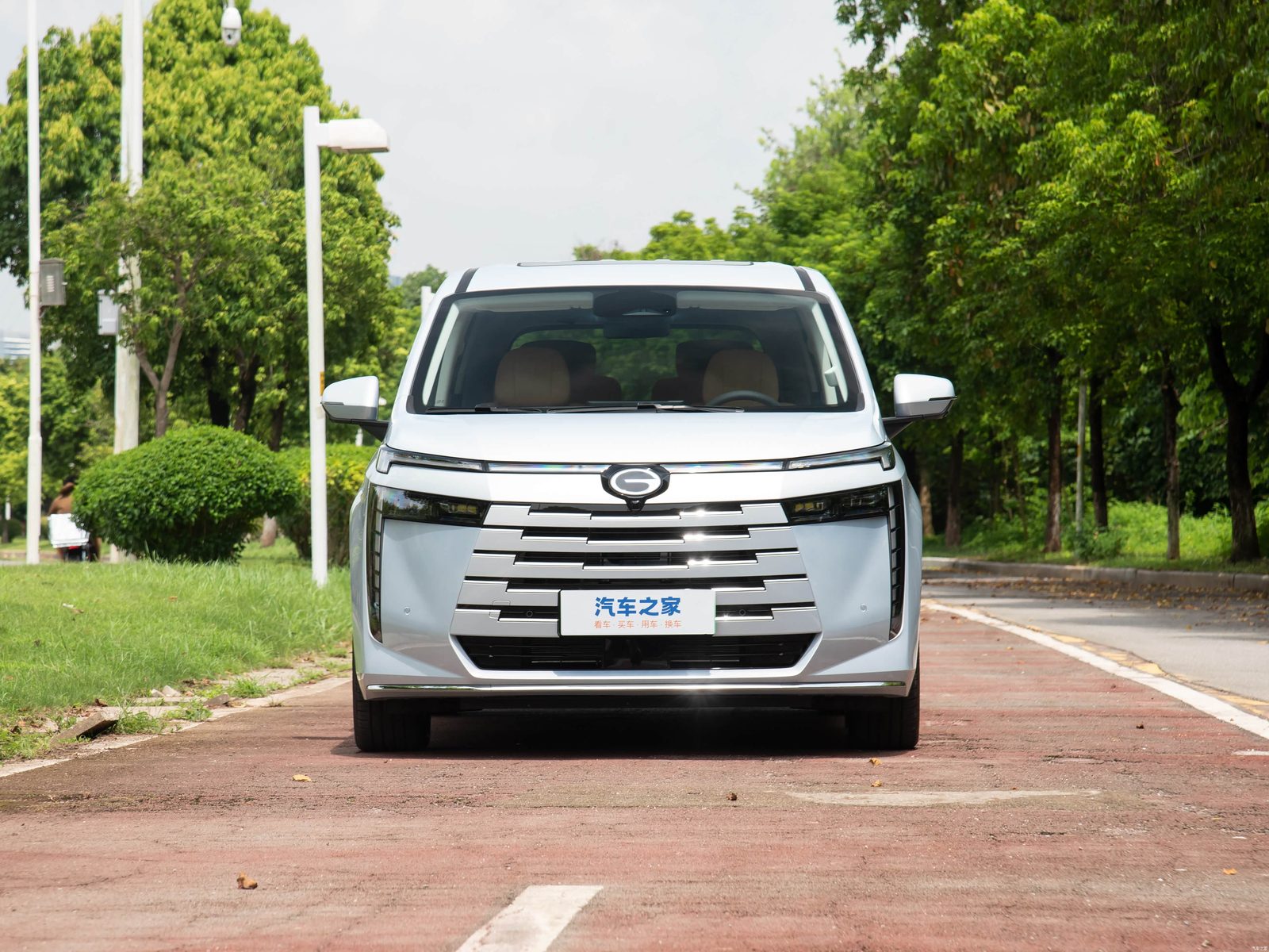 GAC Trumpchi E8 PHEV 2024 - exterior, front view, China market