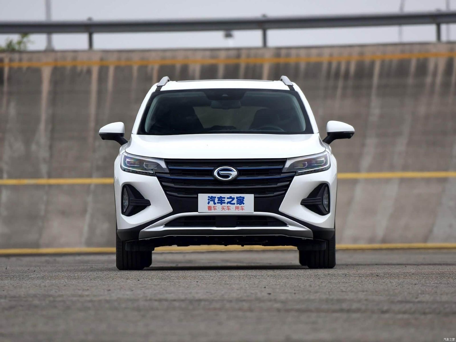 GAC Trumpchi GS4 PHEV 2019 - exterior, front view, China archive exact-specification reference market