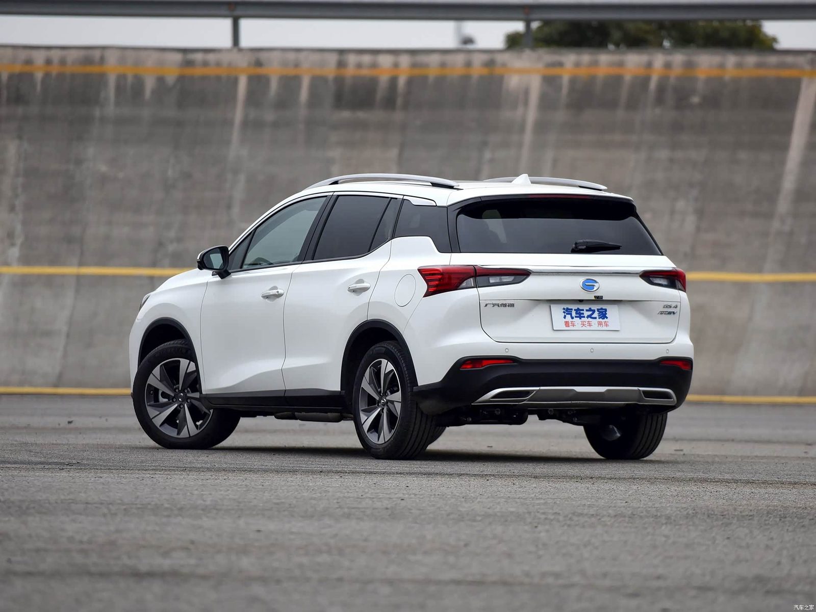 GAC Trumpchi GS4 PHEV 2019 - exterior, rear three-quarter view, China archive exact-specification reference market
