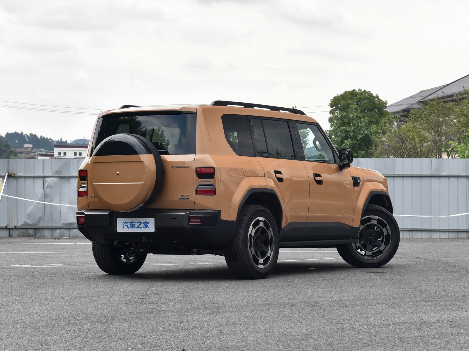 GAC Trumpchi Yue 7 PHEV 2026 - exterior, rear three-quarter view, China market