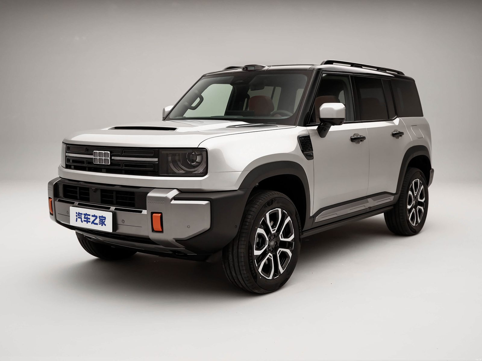Geely Galaxy Cruiser 700 PHEV - model photo