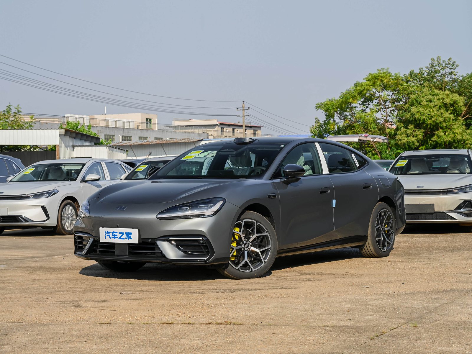 Geely Galaxy TT EV - model photo