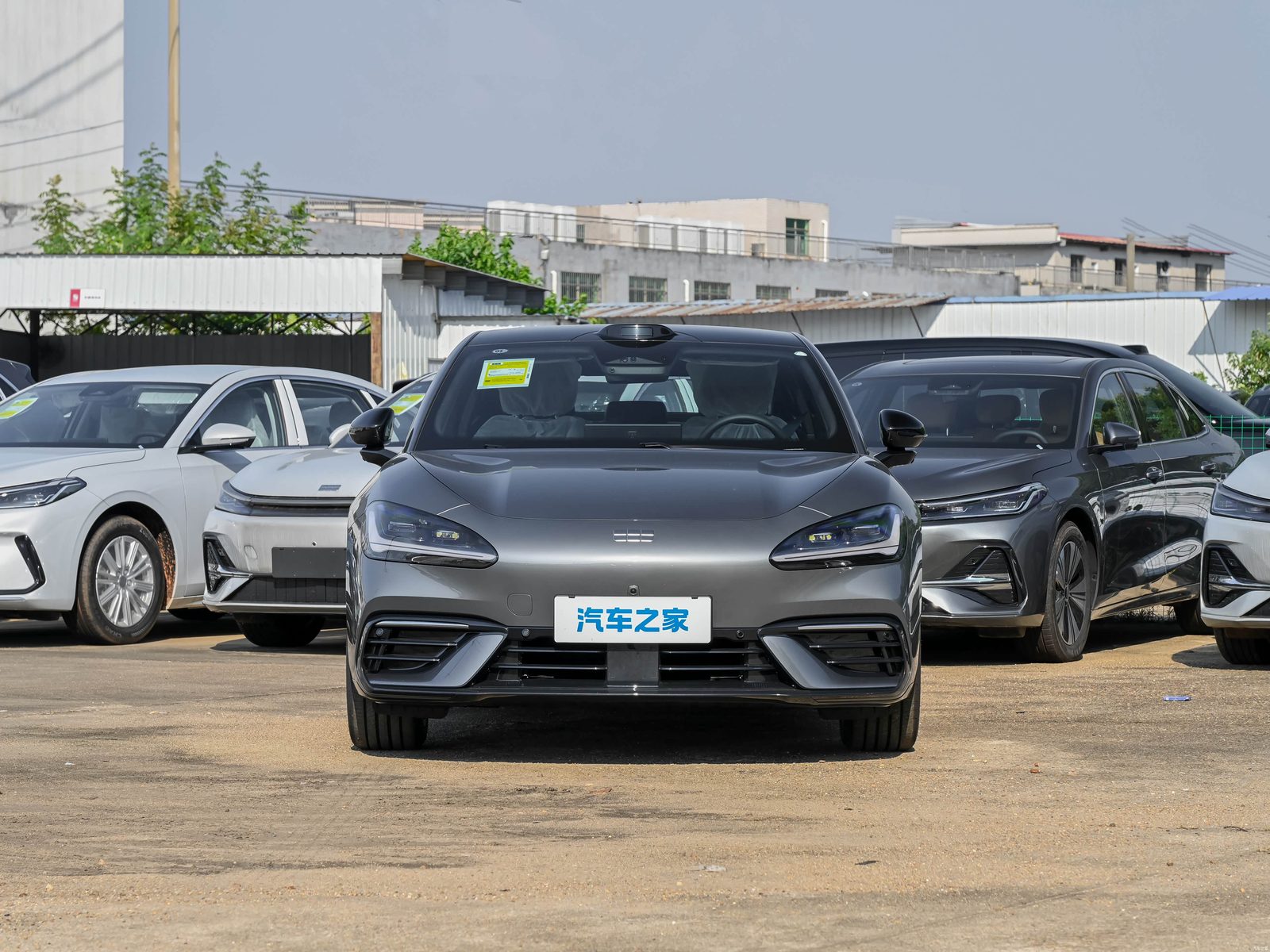 Geely Galaxy TT EV 2026 - exterior, front view, China market