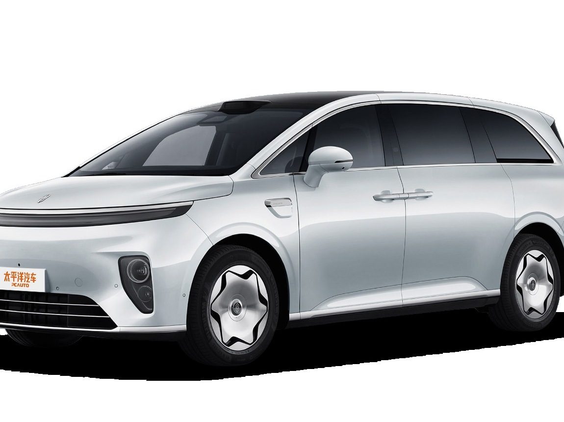 HIMA Xiangjie V8 EV / EREV - exterior, front quarter detail white, China 2026 MIIT / prelaunch market