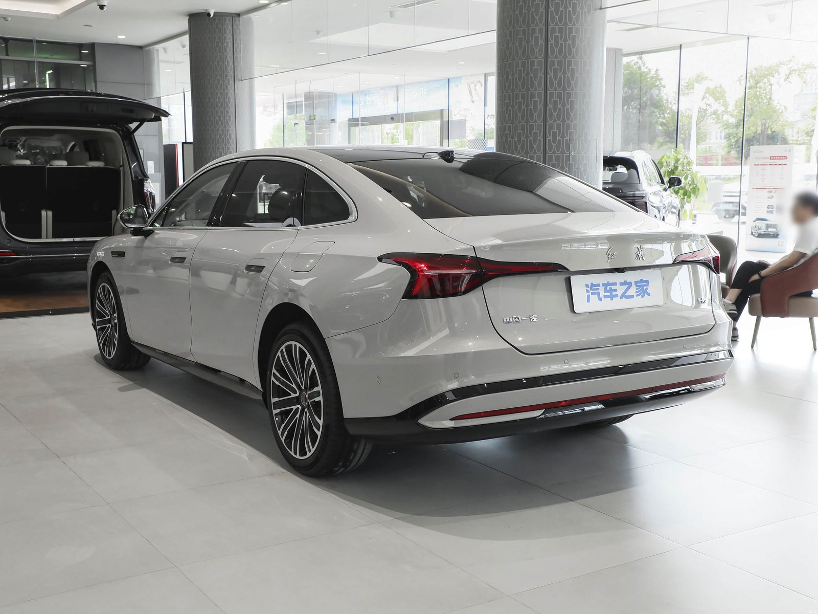 Hongqi H7 PHEV 2026 - exterior, rear three-quarter view, China pre-sale reference market