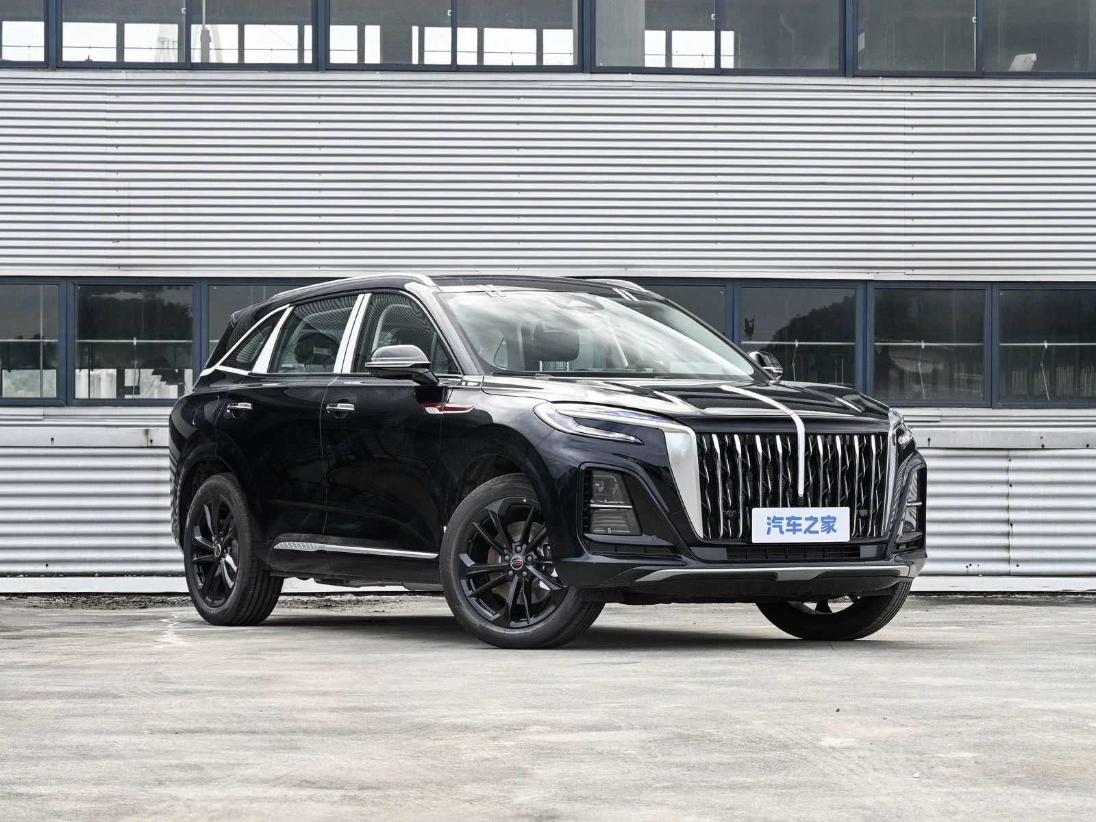 Hongqi HS3 PHEV 2026 - exterior, side profile, China market