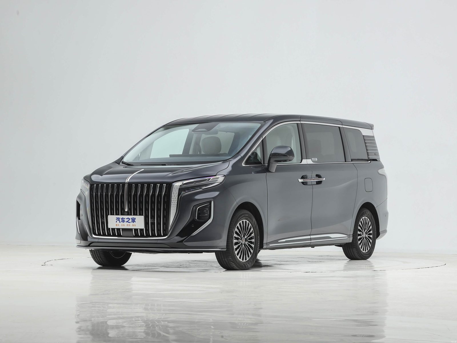 Hongqi HQ9 PHEV 2026 - model photo