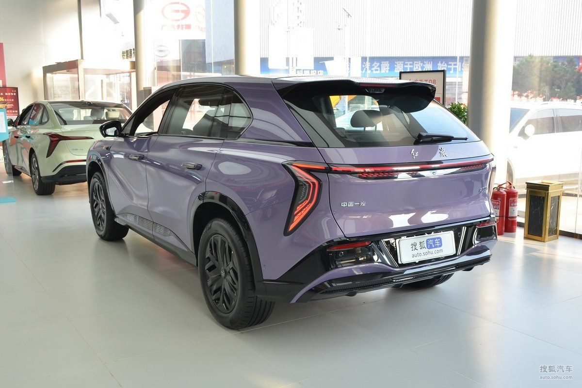 Hongqi Tiangong 08 2025 - exterior, rear 3q showroom, China gallery reference market