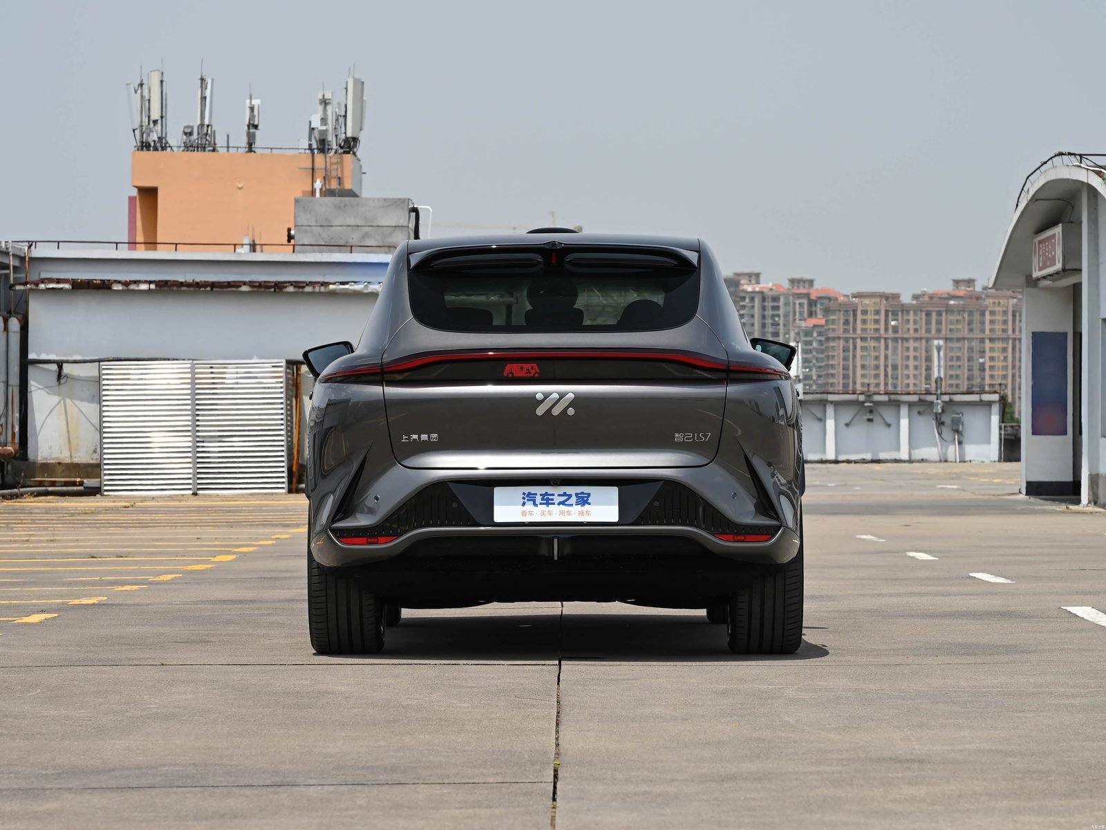 IM Motors LS7 2024 - exterior, rear view, China market
