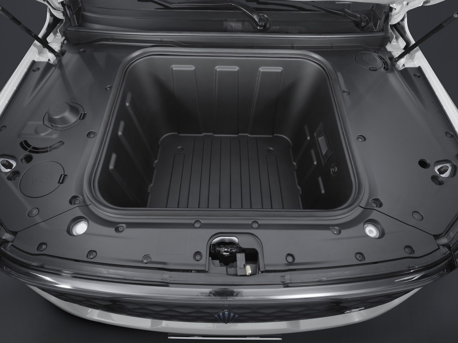 JMC Pickup Dadao EV / Grand Avenue EV 2024 — главное фото модели, интерьер, front trunk, рынок China