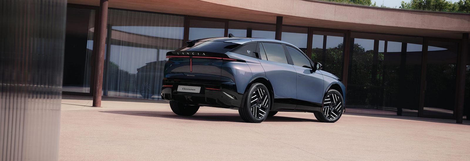 Lancia Gamma EV Europe 2026 - exterior, rear side, Europe market