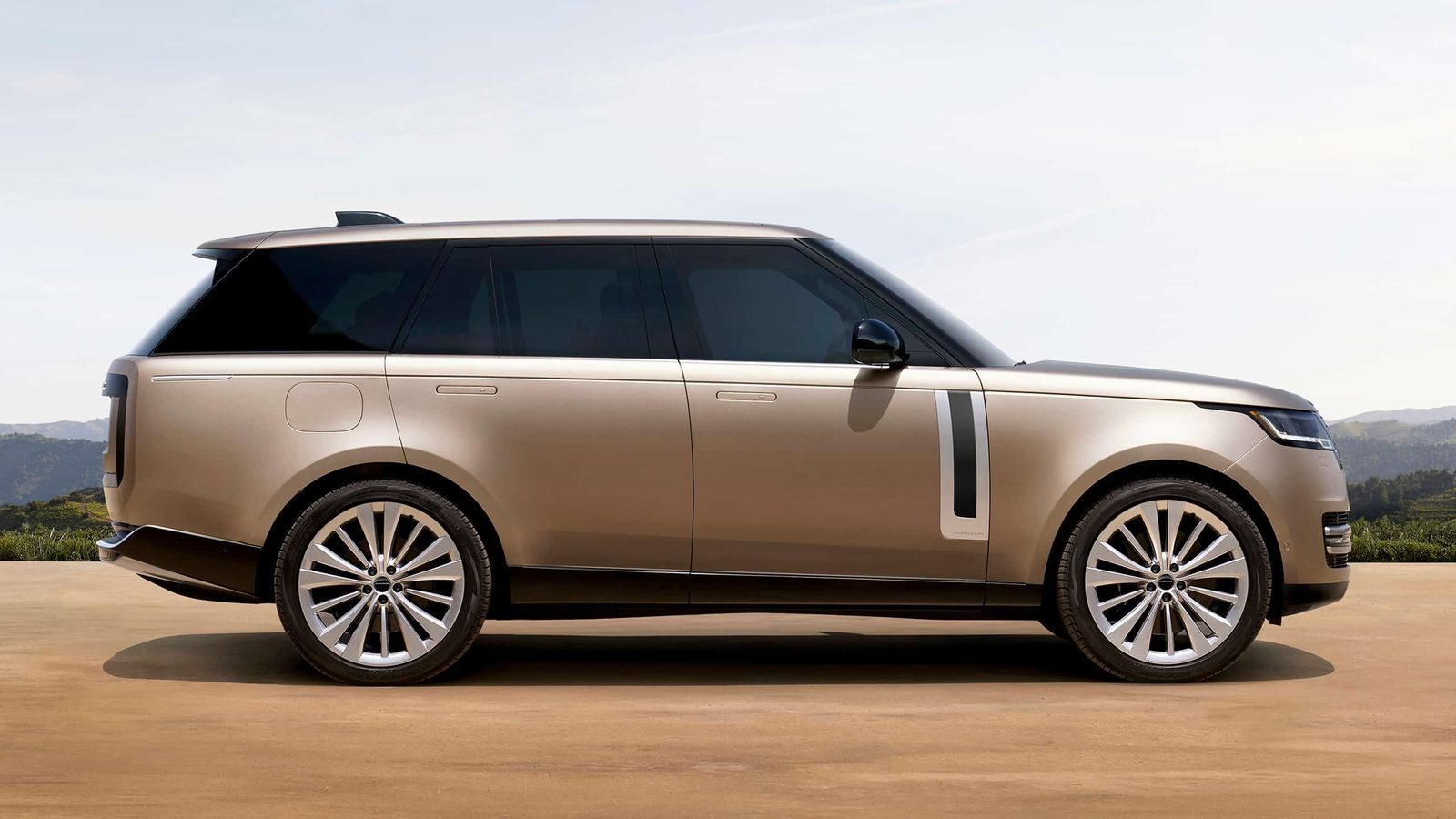 Land Rover Range Rover PHEV Global 2022 - exterior, side profile studio, Global/US/UK reference market