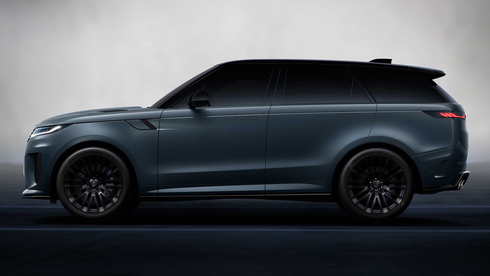 Land Rover Range Rover Sport PHEV Global 2022 - exterior, side profile studio, Global/UK reference market