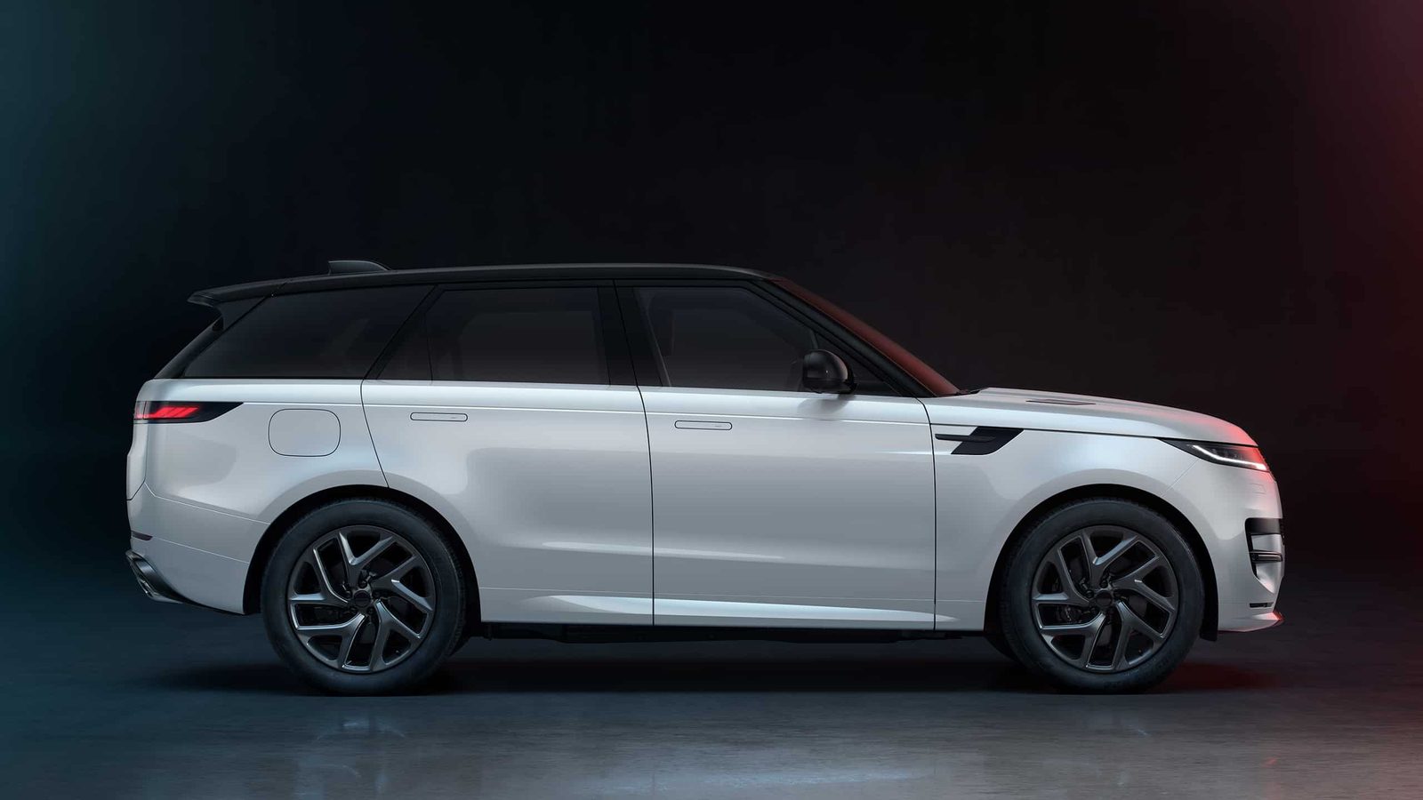 Land Rover Range Rover Sport PHEV Global 2022 - exterior, side profile studio white, Global/UK reference market