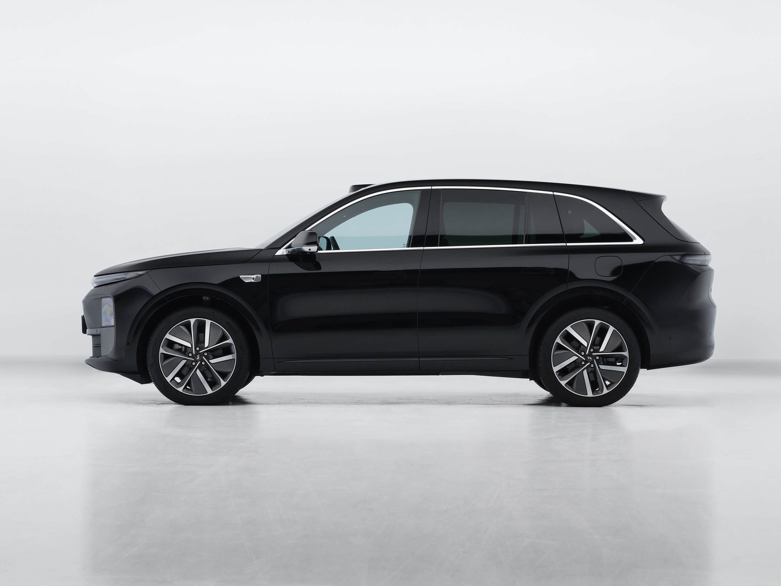 Li Auto L6 First Generation 2024 - exterior, gallery, China exact-trim generation reference market