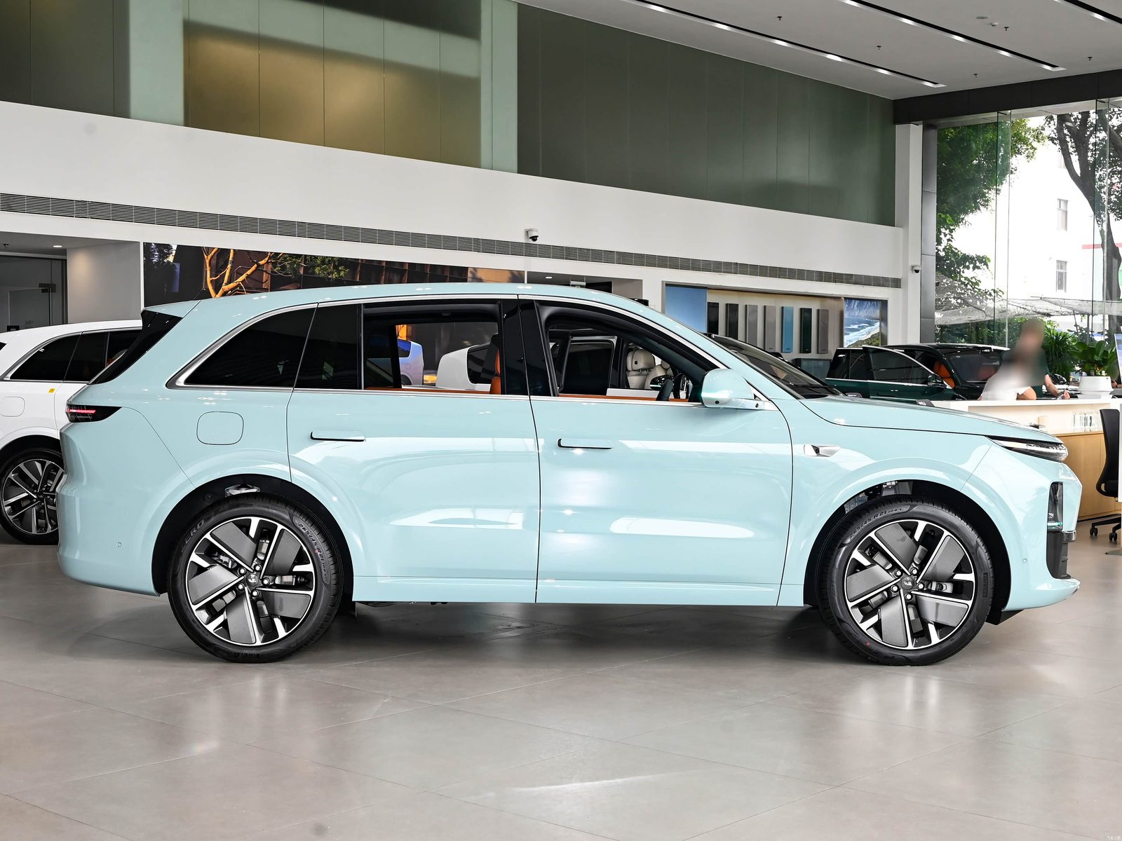 Li Auto L6 Smart Refresh 2025 - exterior, gallery, China exact-trim generation reference market