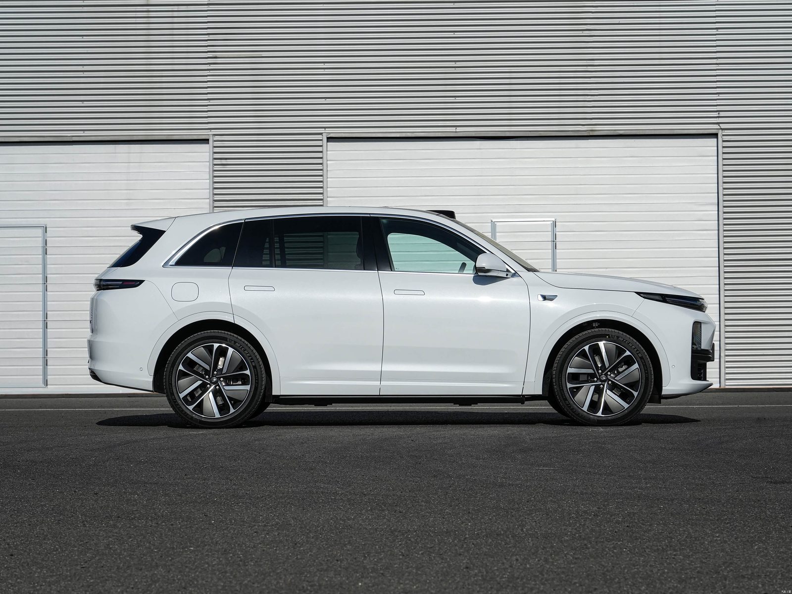 Li Auto L7 First Generation 2023 - exterior, gallery, China exact-trim generation reference market