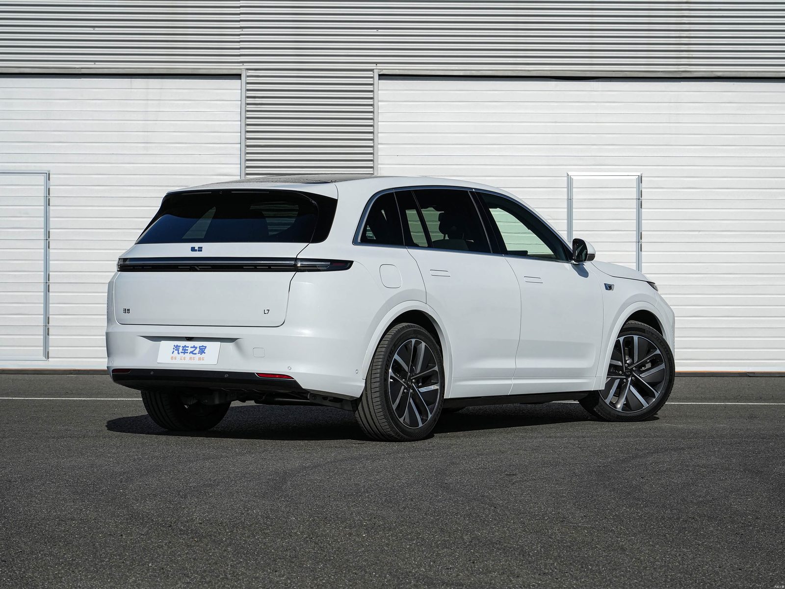Li Auto L7 First Generation 2023 - exterior, gallery, China exact-trim generation reference market