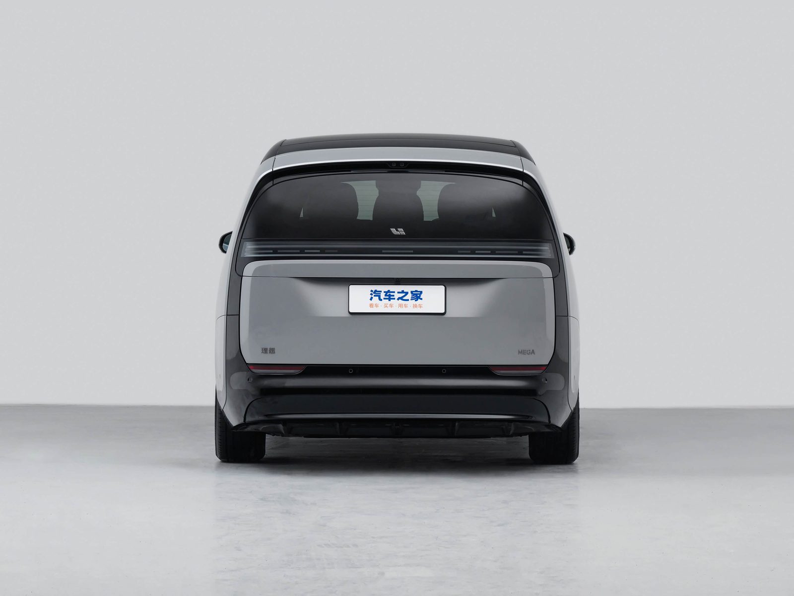 Li Auto Mega First Generation 2024 - exterior, gallery, China exact-trim generation reference market