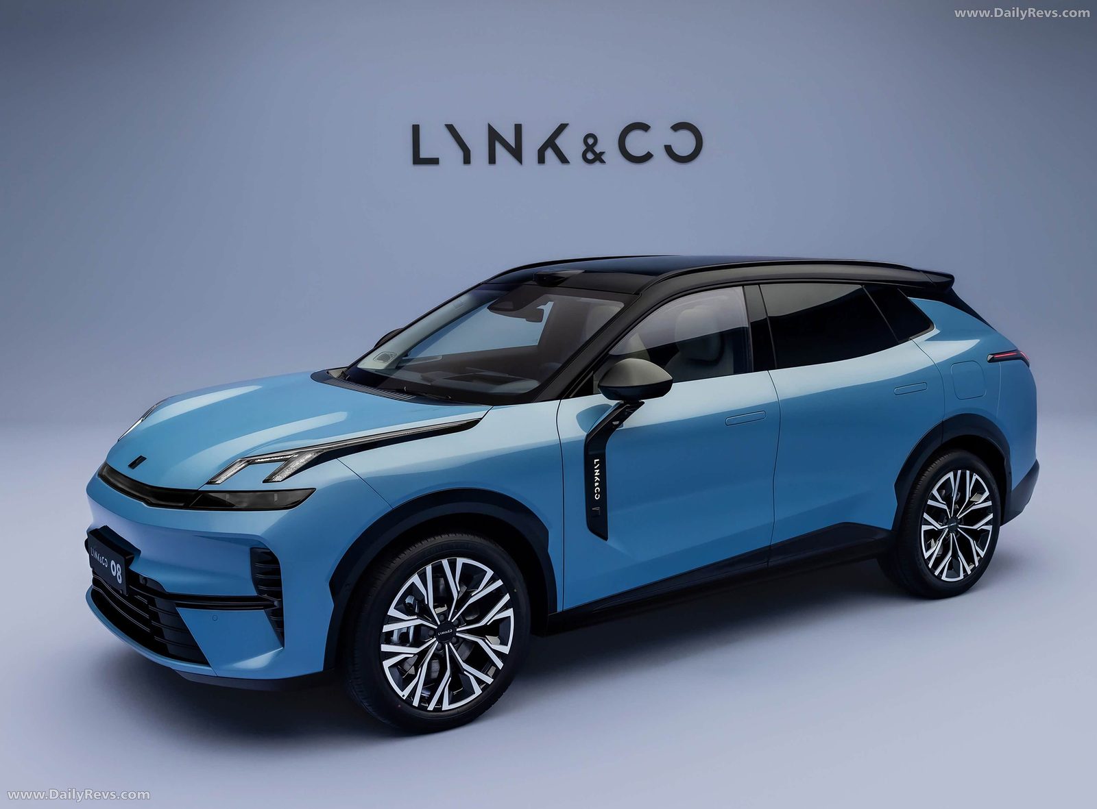 Lynk & Co 08 EM-P — фото модели