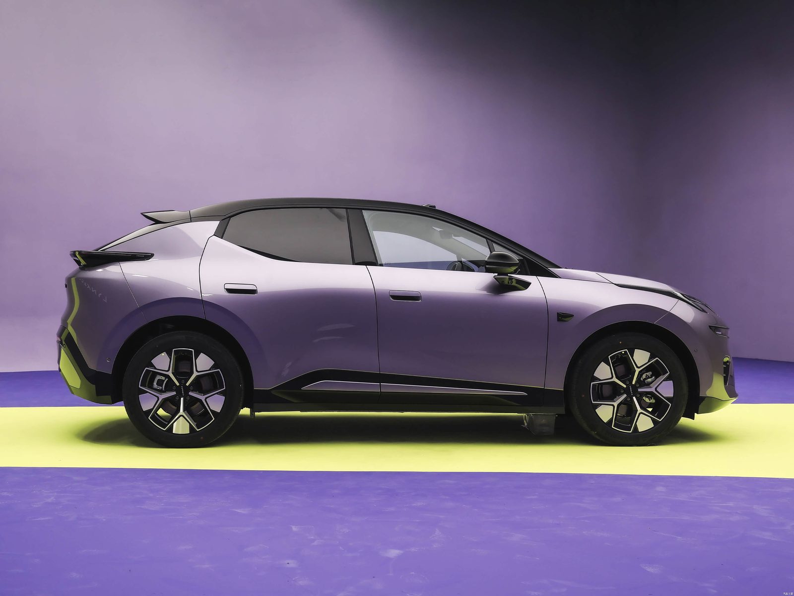 Lynk & Co 20 EV 2026 - exterior, side alt, china_reference market