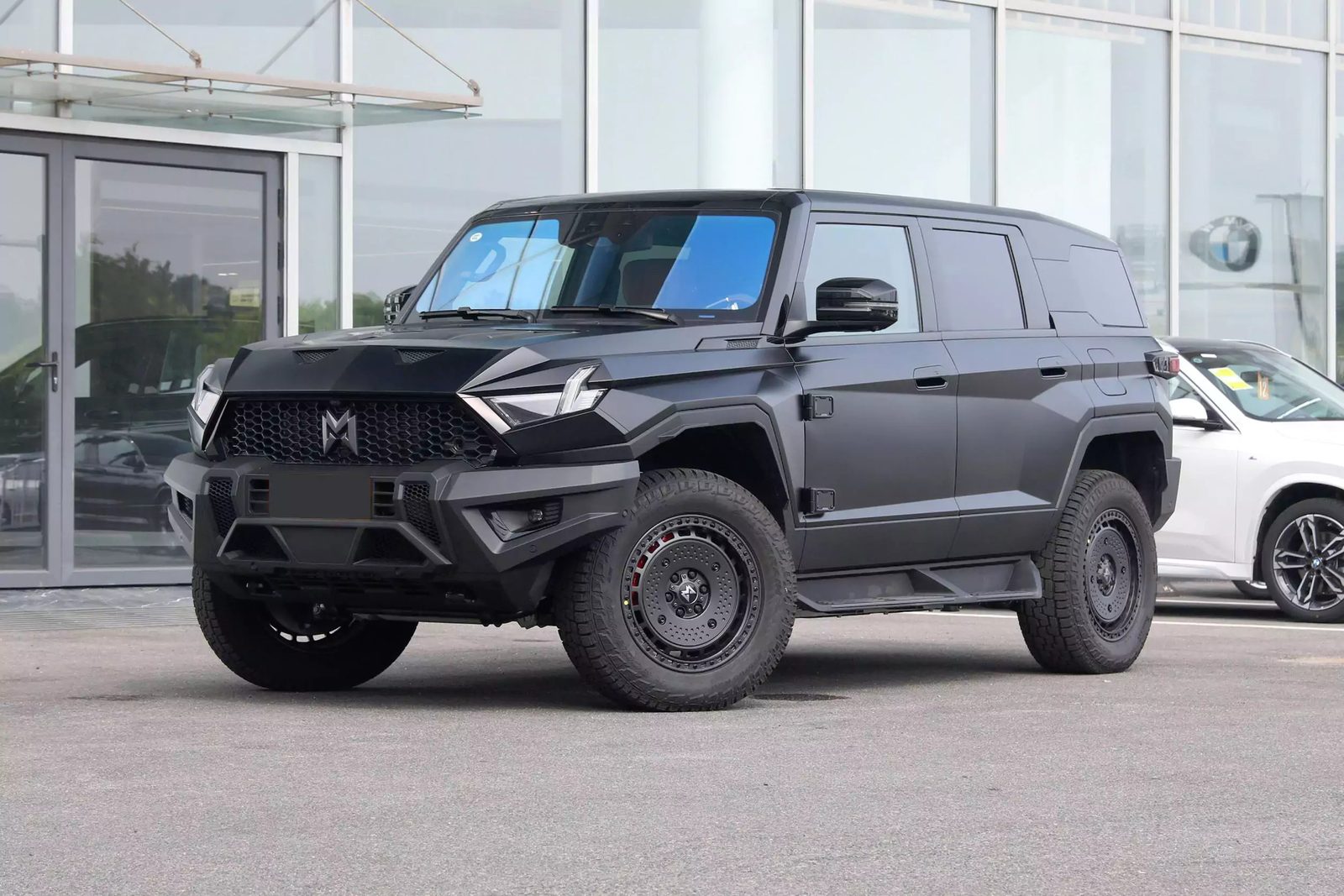 M-Hero 917 EV 2023 — главное фото модели, экстерьер, вид спереди 3/4, рынок China M-Hero 917 EV reference