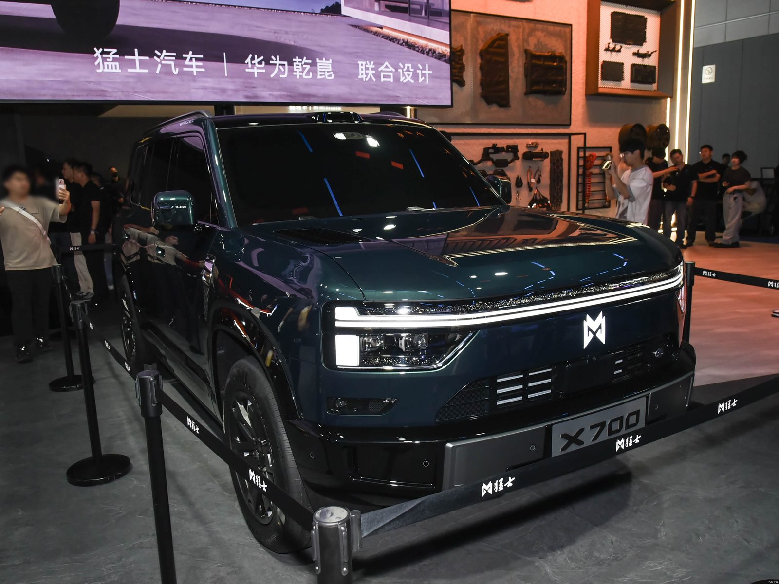 M-Hero X700 EREV / PHEV 2026 - exterior, front 3q alt, china_reference market