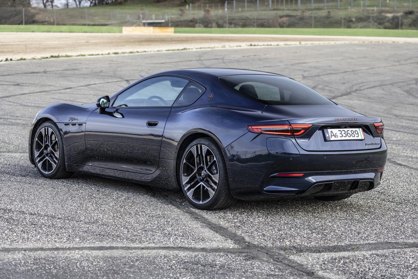 Maserati GranTurismo Folgore 2024 - exterior, rear three-quarter view, Global / EV Query only market
