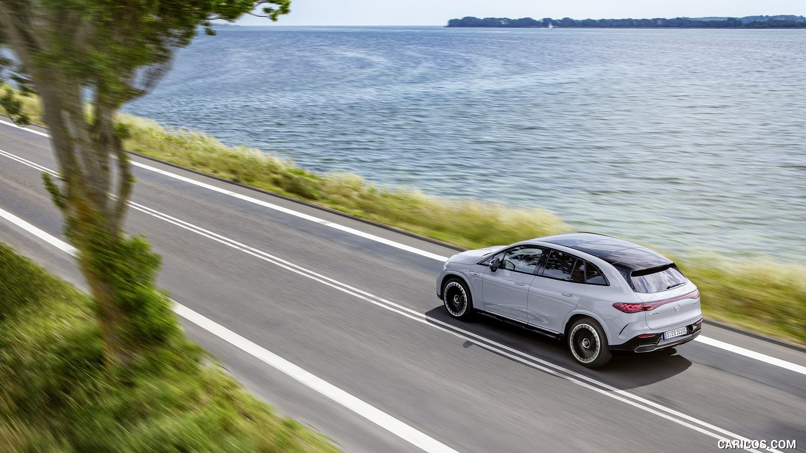 Mercedes-Benz EQE SUV AMG 2024 - exterior, rear three-quarter view, Global market