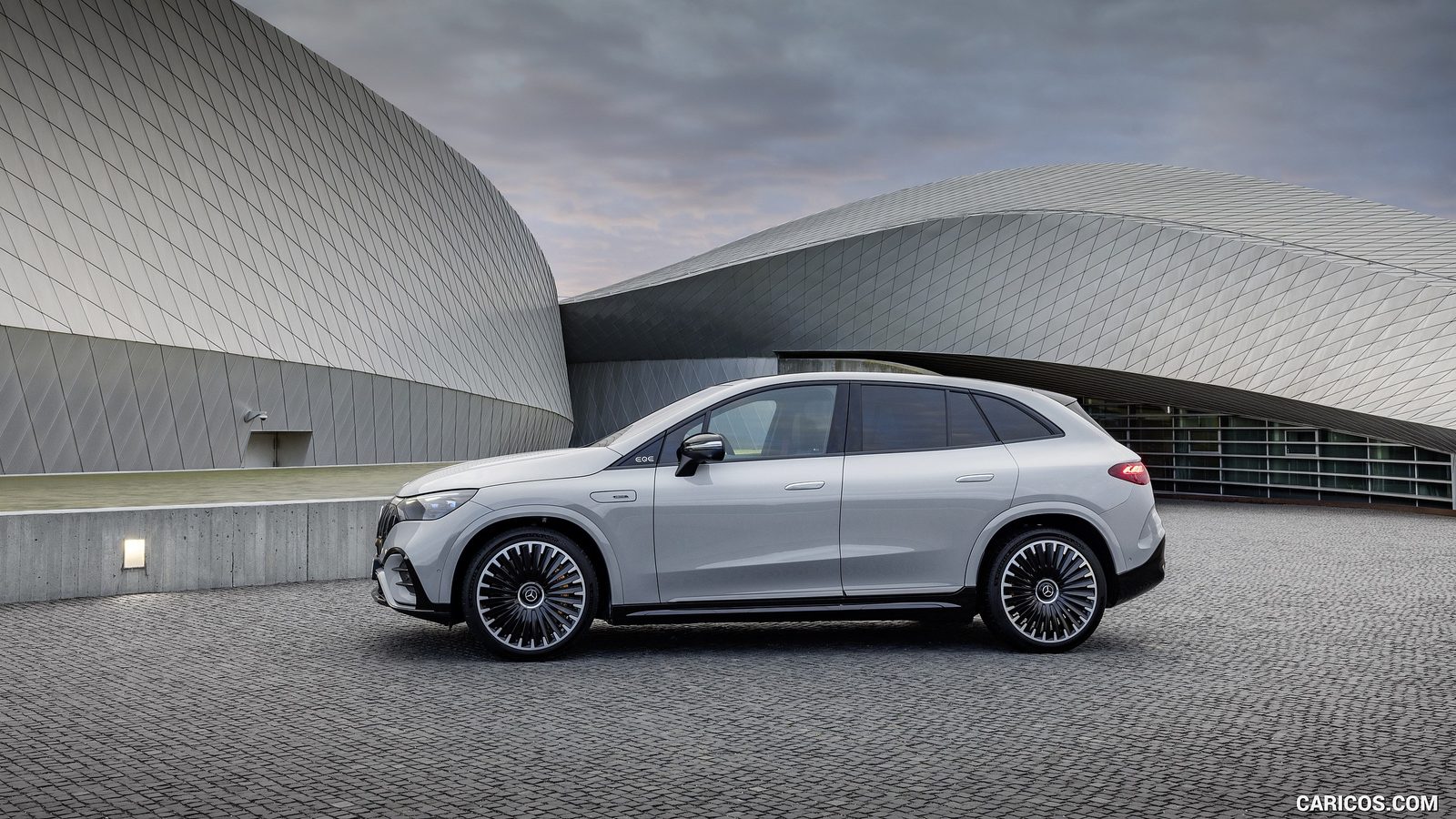 Mercedes-Benz EQE SUV AMG 2024 - exterior, side view, Global market