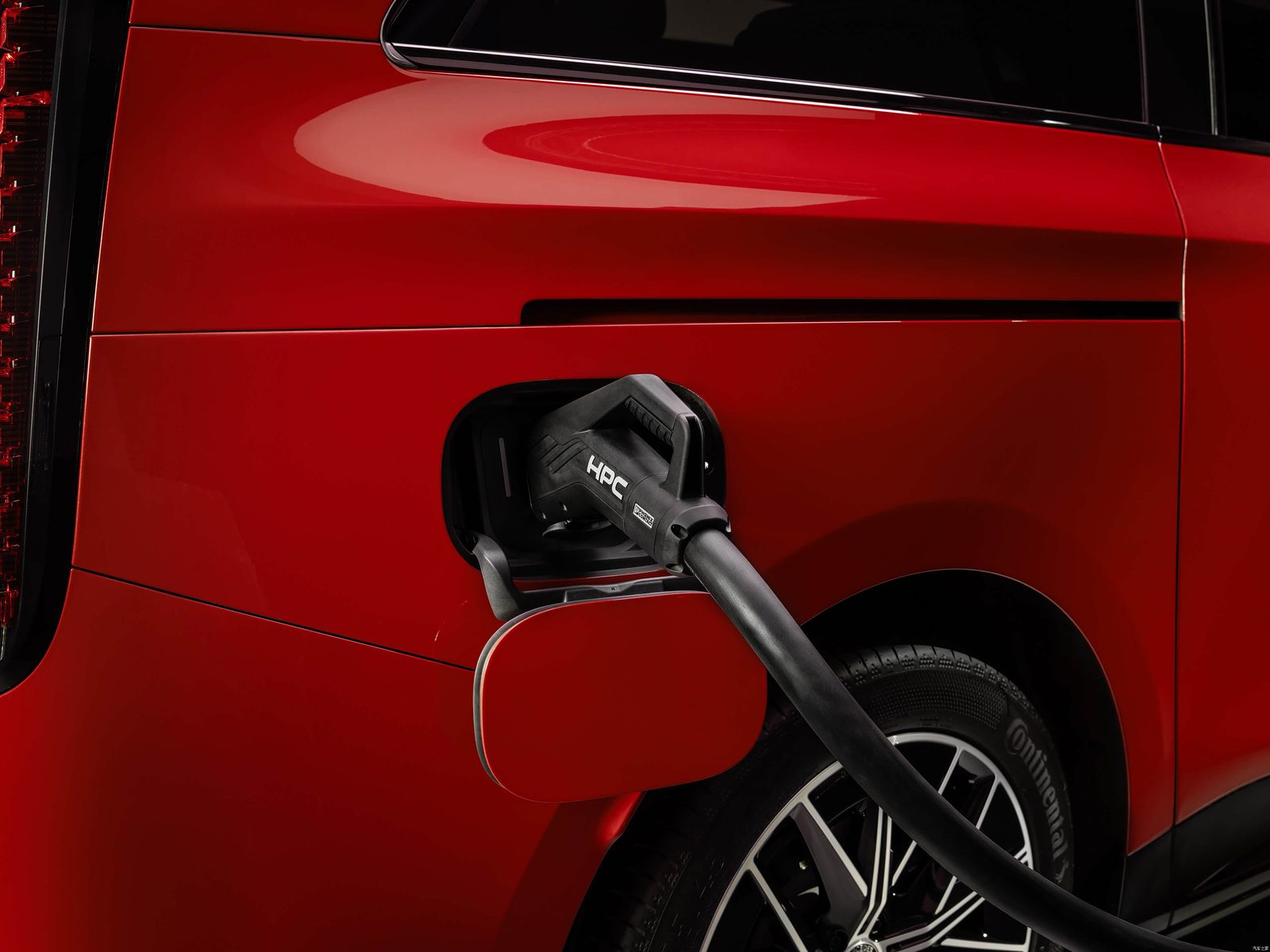 Mercedes-Benz VLE 2026 - exterior, charging port, global market