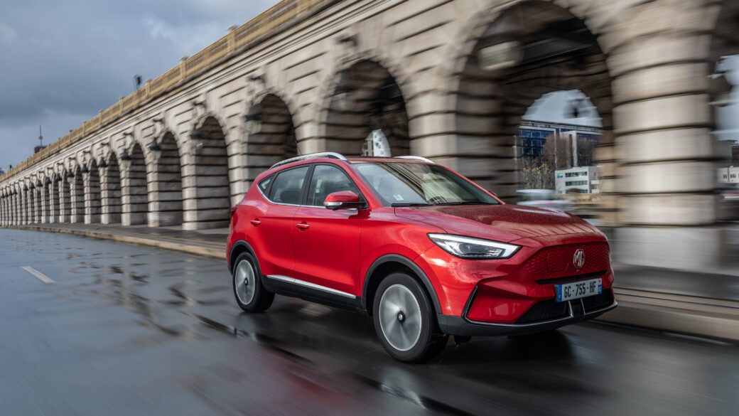 MG ZS EV 2022 - exterior, rear 3q motion, Europe / global market