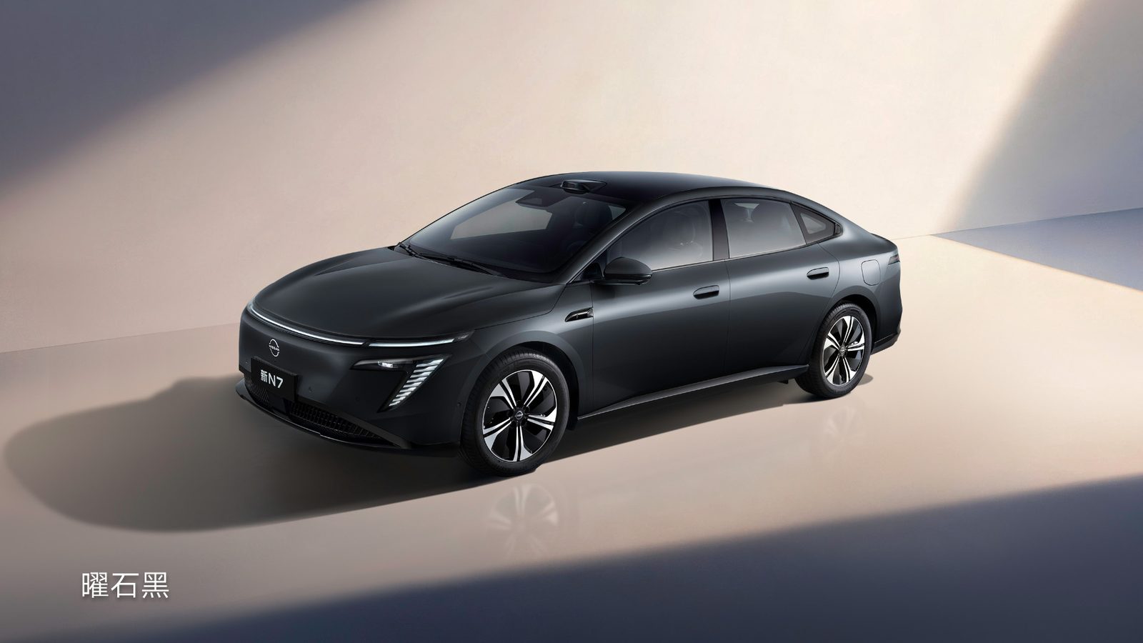 Nissan Dongfeng Nissan N7 MY2027 - exterior, front three-quarter view, China OEM market