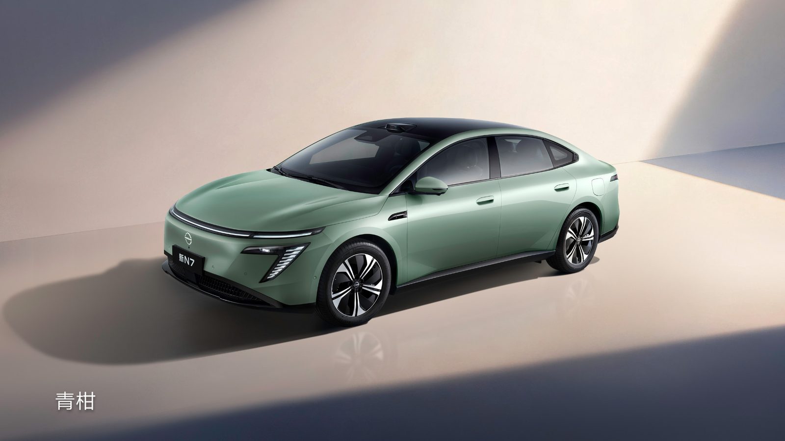 Nissan Dongfeng Nissan N7 MY2027 - main model photo, exterior, front three-quarter view, China OEM market