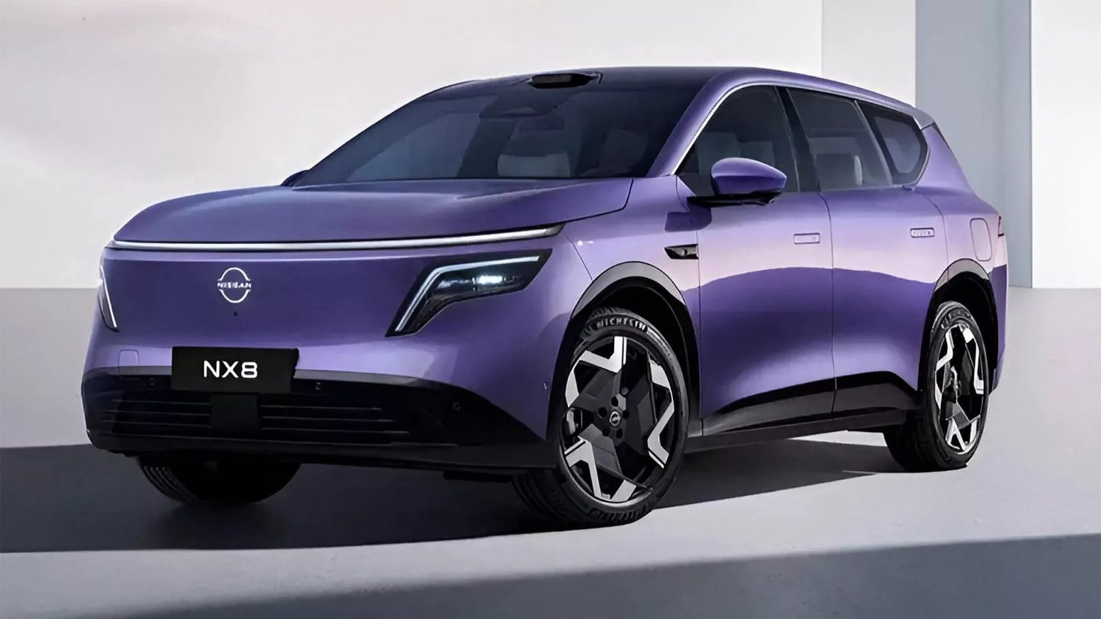 Nissan Dongfeng Nissan NX8 EREV 2026 — главное фото модели, экстерьер, вид спереди 3/4, рынок internal_mvp