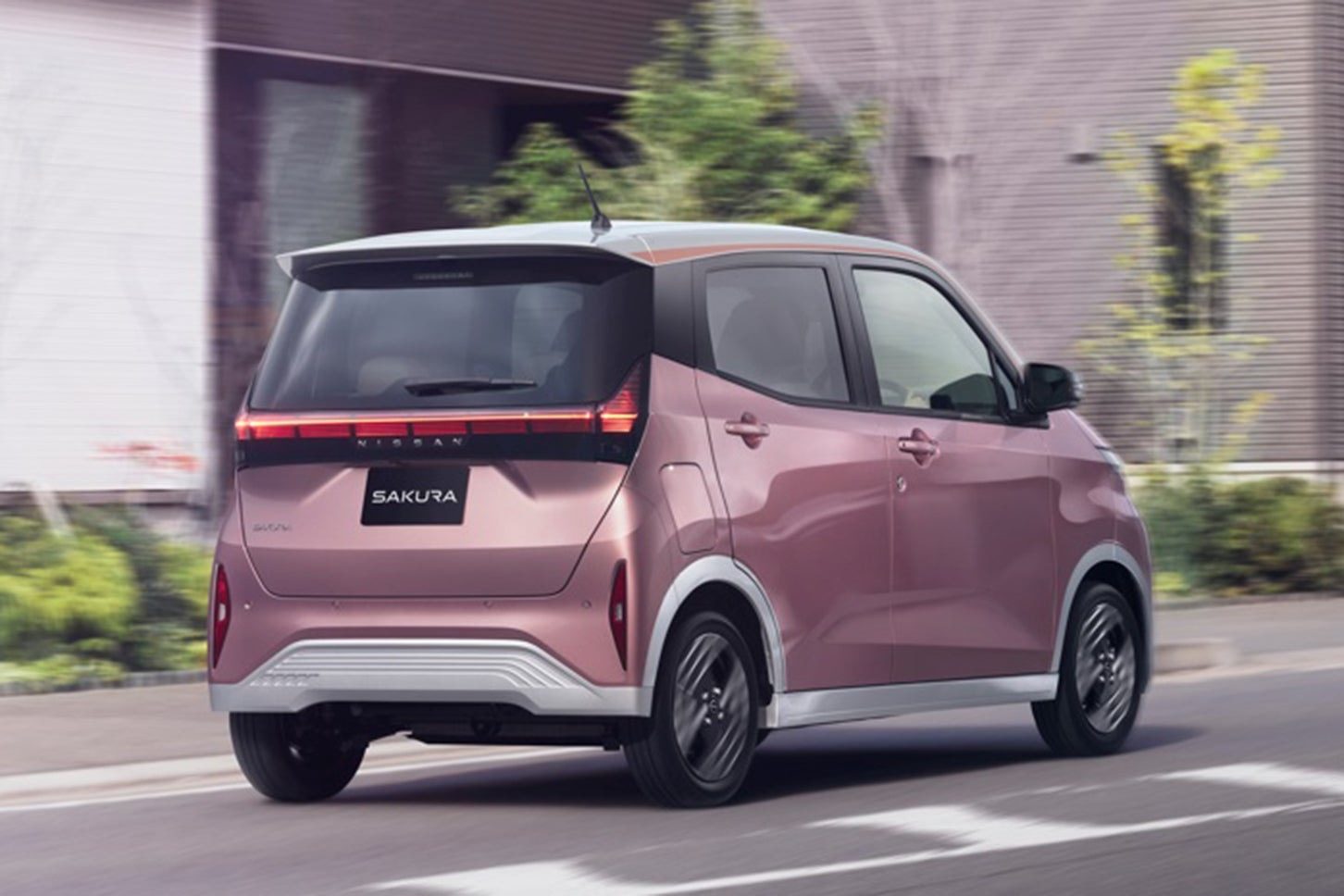 Nissan Sakura Japan 2022 - exterior, rear three quarter motion, Japan market
