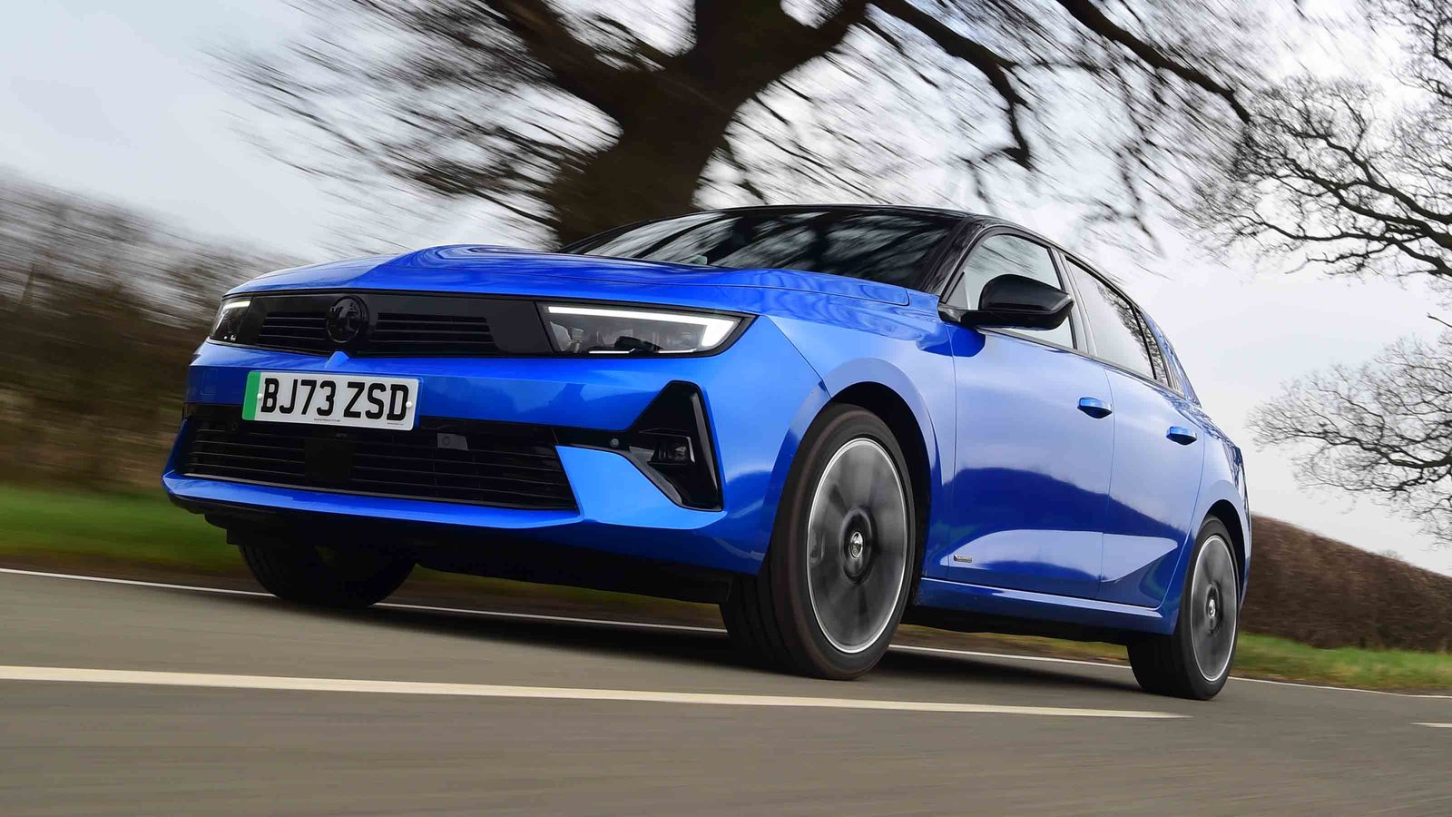 Opel / Vauxhall Astra Electric 2023 - main model photo, exterior, front three-quarter view, Europe market
