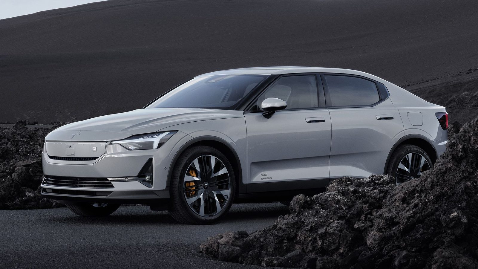 Polestar 2 2020 — экстерьер, вид сбоку, рынок internal_mvp