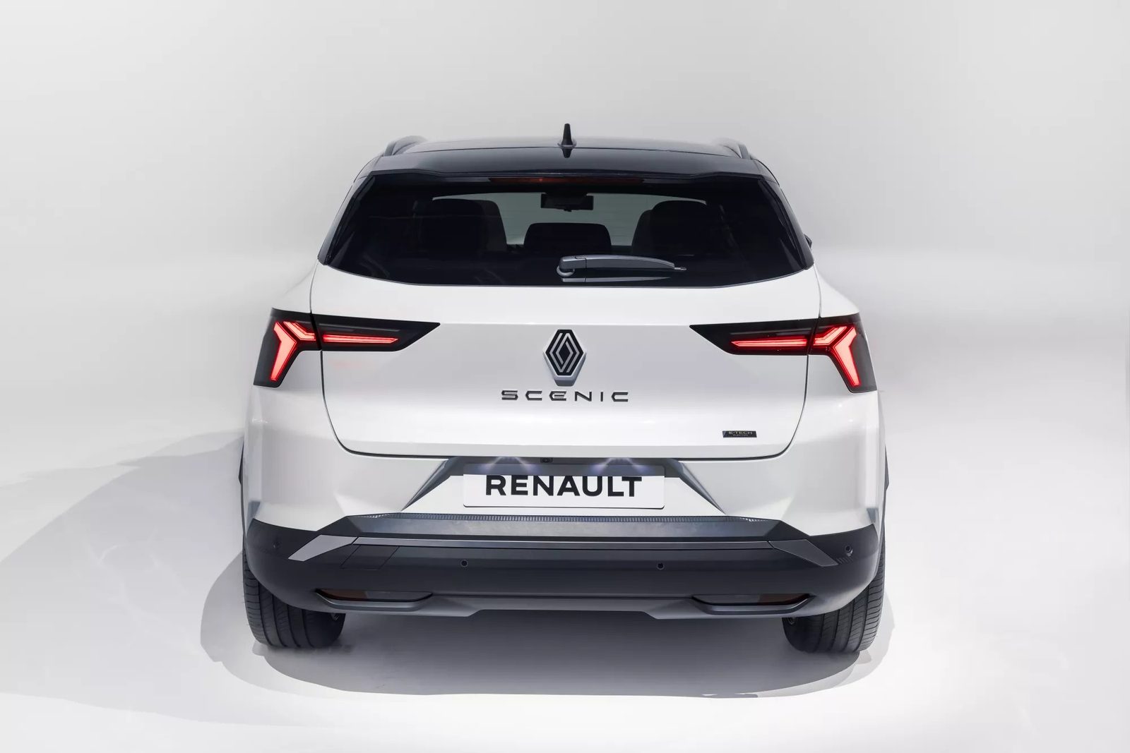 Renault Scenic E-Tech Electric 2024 - exterior, rear studio, europe_reference market