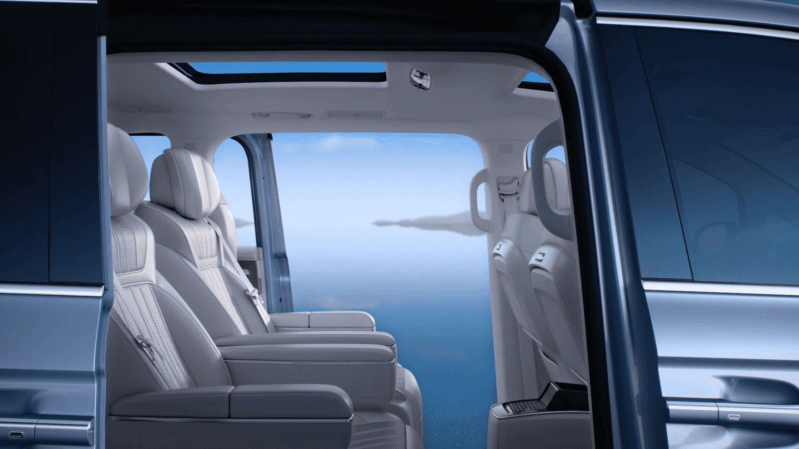 Roewe iMAX8 EV 2022 - exterior, sliding door open, China market