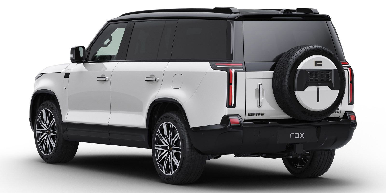 Rox Motor ADAMAS 2026 — экстерьер, rear 3q studio, рынок internal_mvp