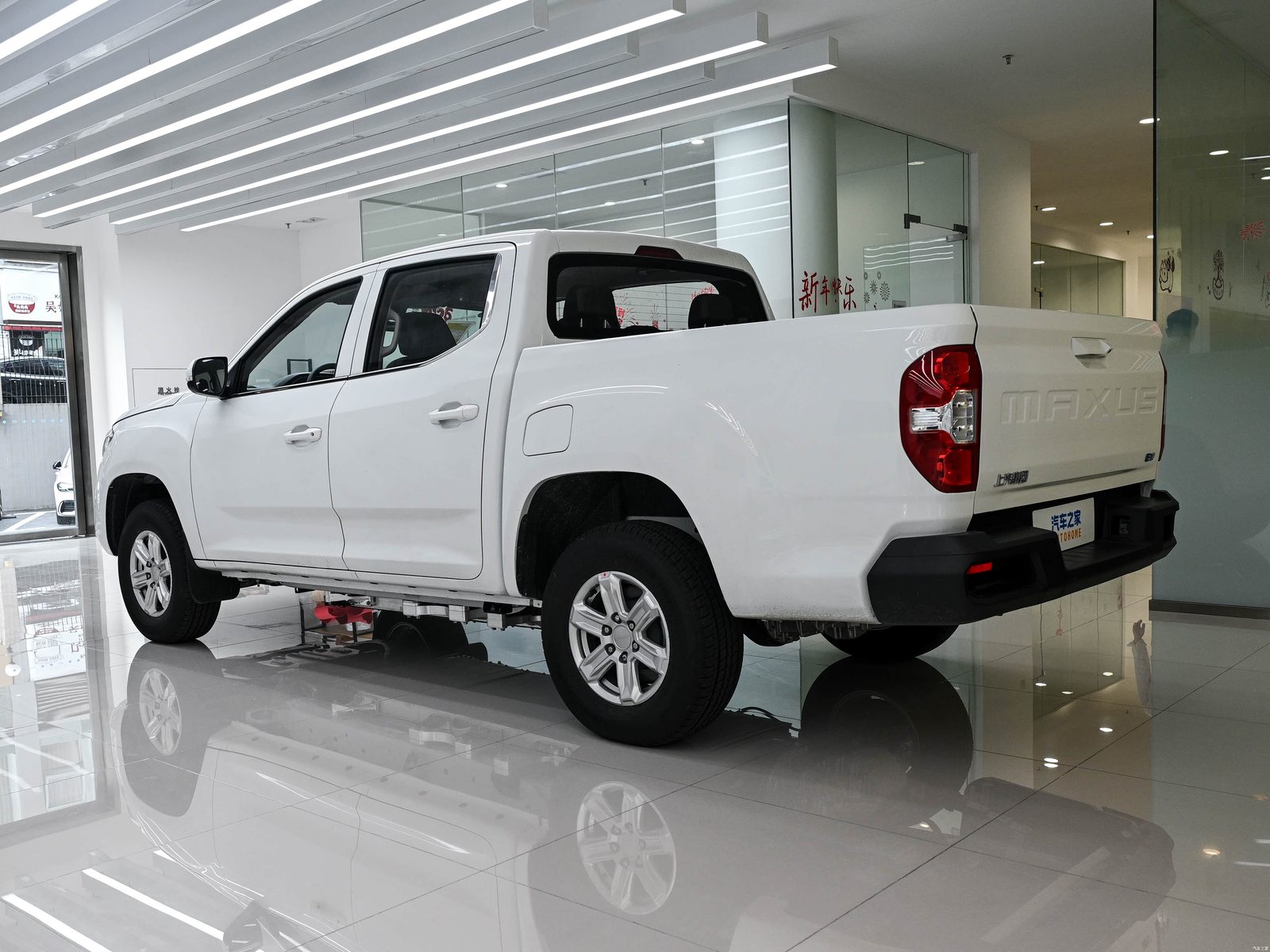SAIC Maxus Pickup China Xingji EV / Interstellar EV 2023 - exterior, rear three-quarter view, China market