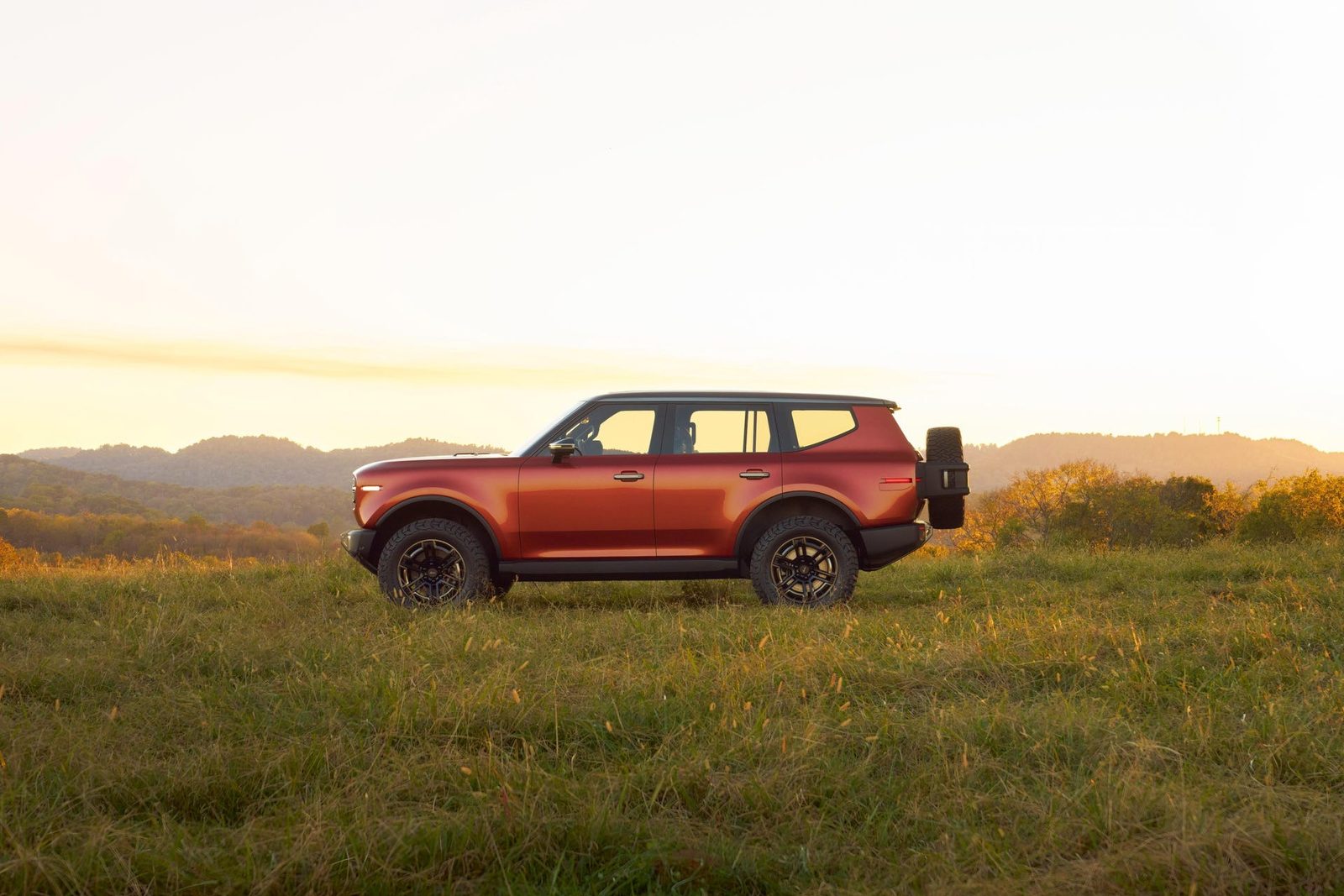 Scout Motors Traveler 2027 - exterior, side profile, us_reference market